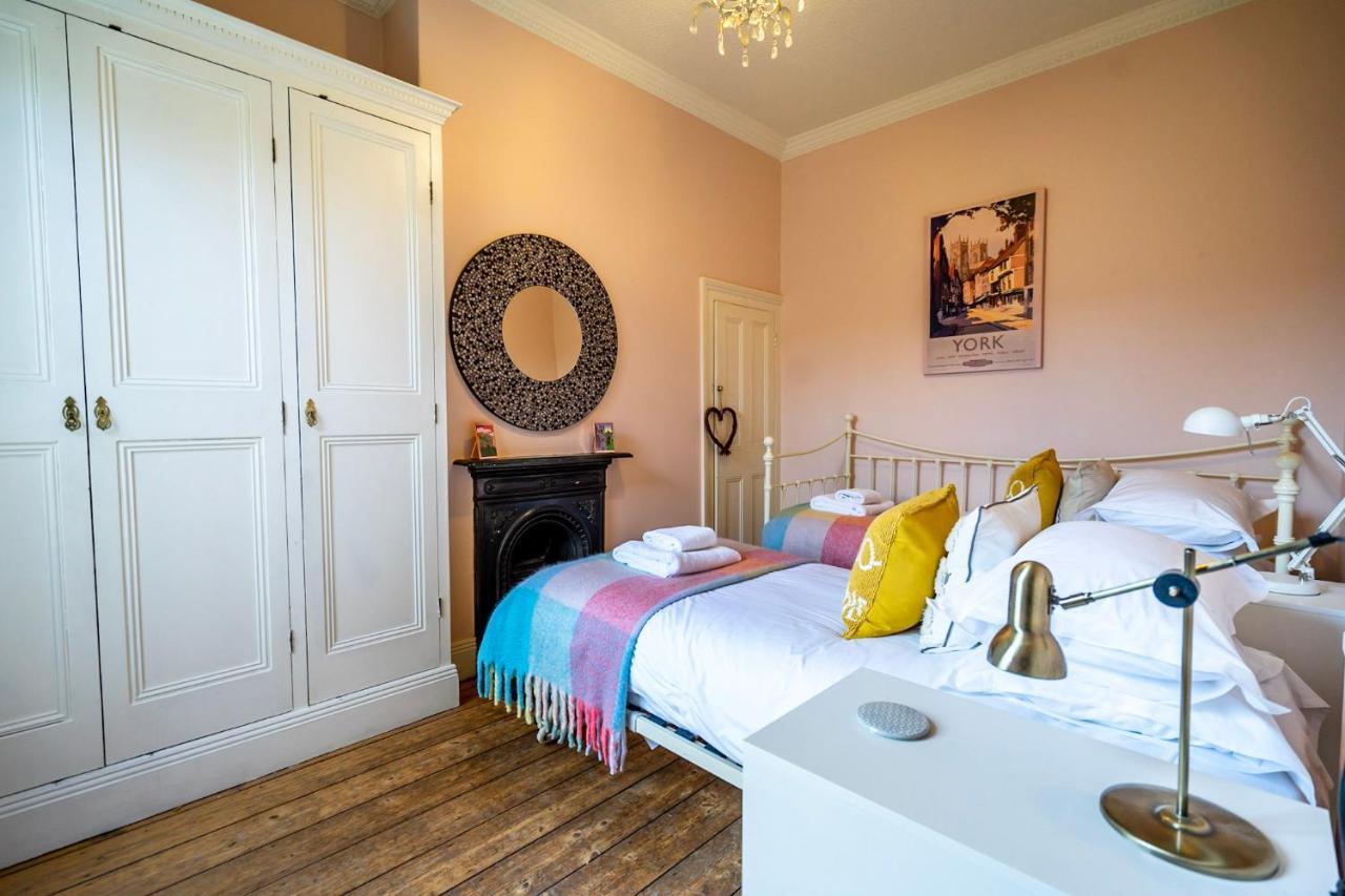 7 St John'S Crescent Villa York Luaran gambar