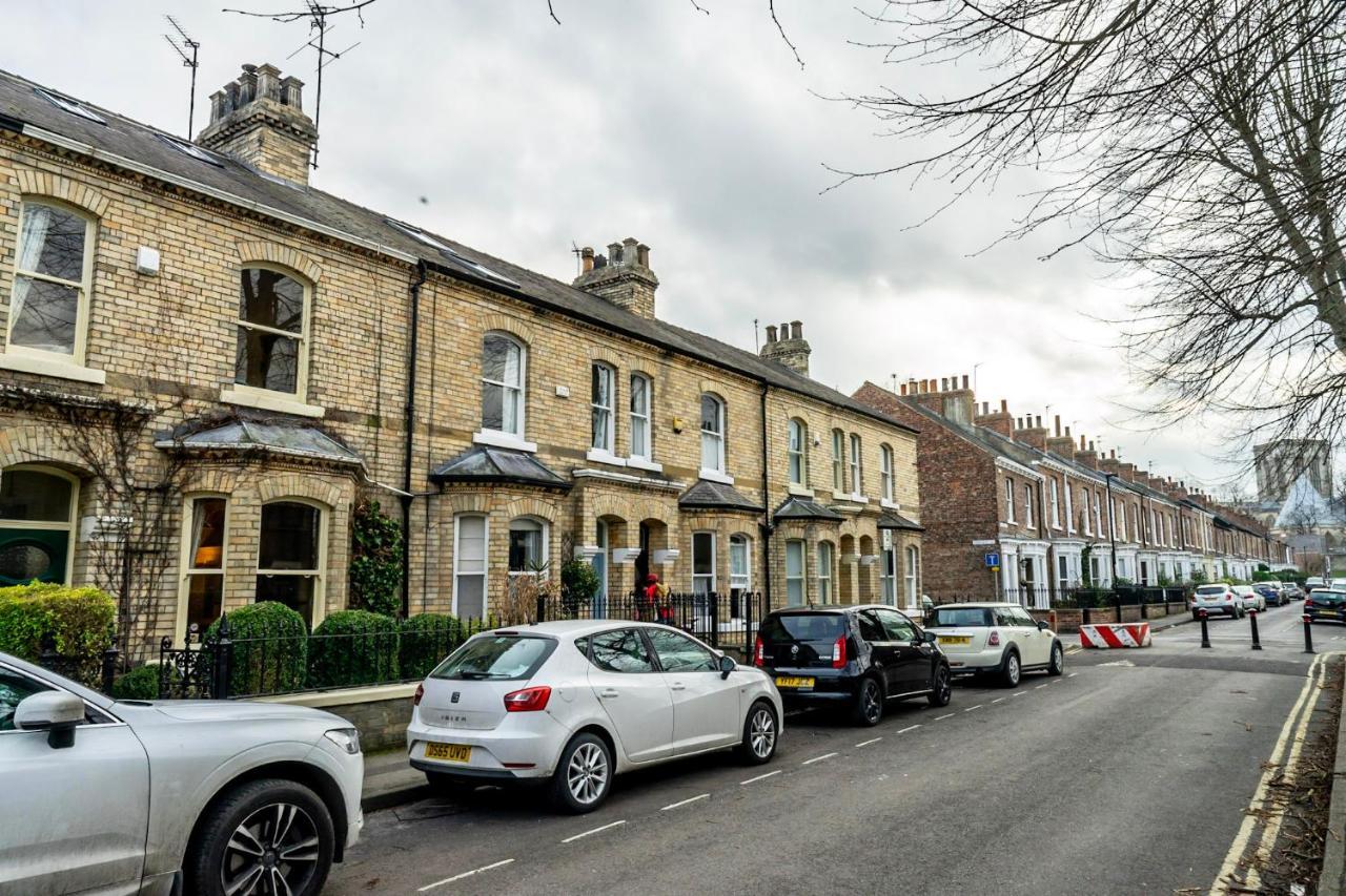 7 St John'S Crescent Villa York Luaran gambar